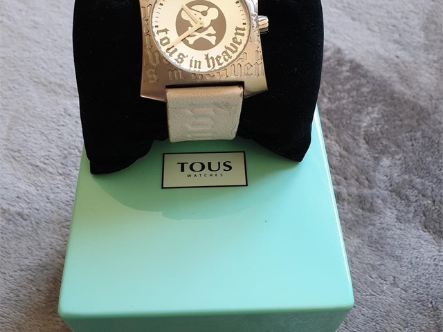 Reloj tous